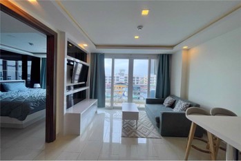 Picture of Grand Avenue 1 Bedroom High Floor for Rent
