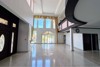 Picture of Amazing 5 Bedroom Pool Villa Near Sukhumvit Road