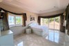 Picture of Amazing 5 Bedroom Pool Villa Near Sukhumvit Road