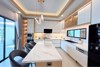 รูปภาพ Beautiful New 5-Bedroom Pool Villa near Mabprachan Lake