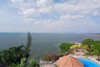 รูปภาพ Luxury Condo for Sale in Garden Cliff Condominium