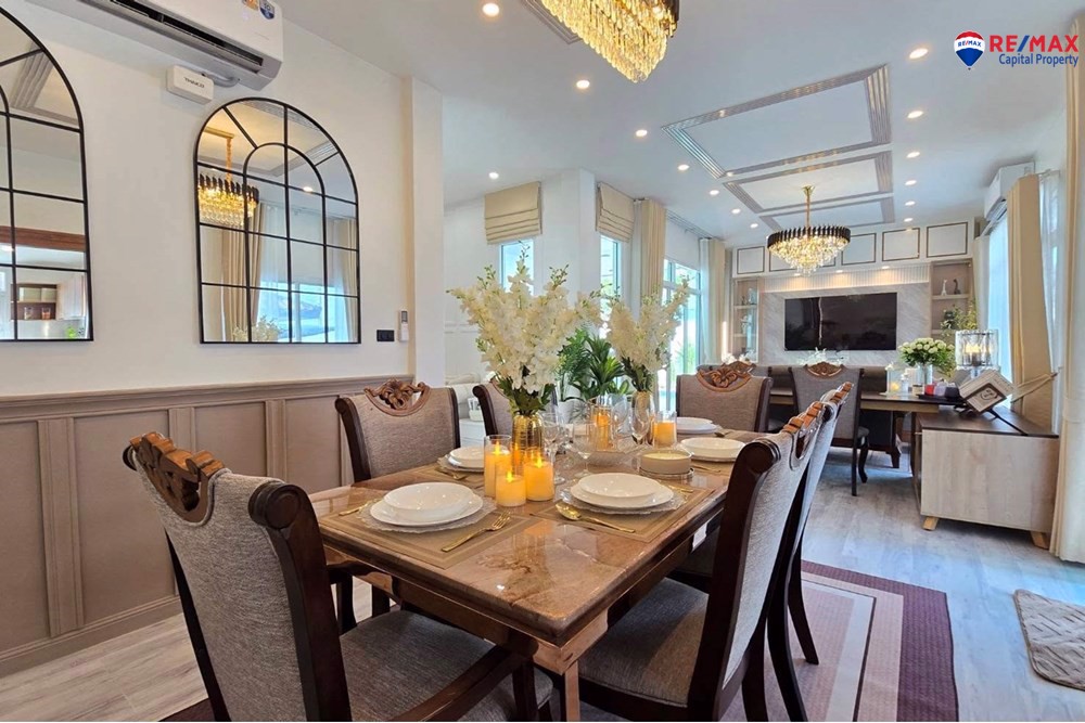 4-Bedroom Pool Villa for Sale - Soi Siam-Map Prachan